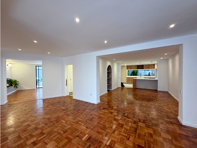 Apartamento de 3 alcobas en venta en Los Rosales, Bogotá, 248 m² · foto 11 de 24
