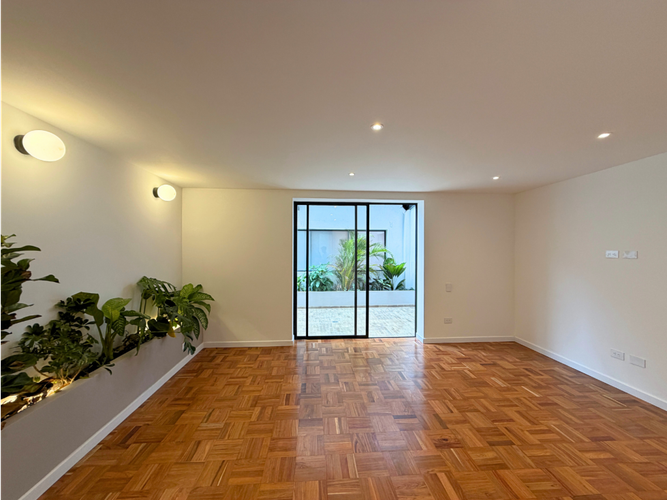 Apartamento de 3 alcobas en venta en Los Rosales, Bogotá, 248 m² · foto 13 de 24