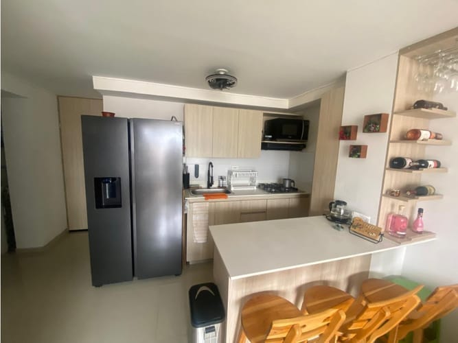 Apartamento de 3 alcobas en venta en Urbanizacion Palmacia, Bello, 57 m² · foto 2 de 20