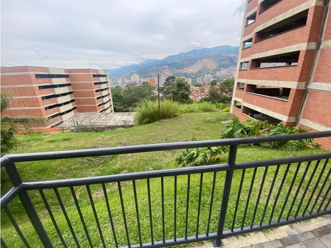 Apartamento de 3 alcobas en venta en Urbanizacion Palmacia, Bello, 57 m² · foto 3 de 20