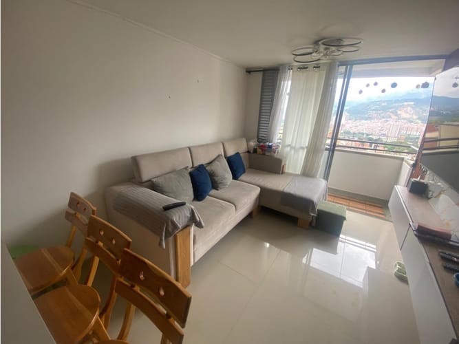 Apartamento de 3 alcobas en venta en Urbanizacion Palmacia, Bello, 57 m² · foto 4 de 20