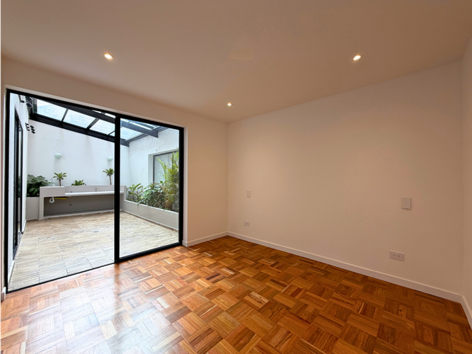 Apartamento de 3 alcobas en venta en Los Rosales, Bogotá, 248 m² · foto 20 de 24