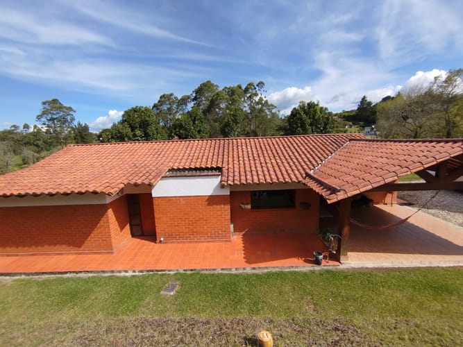 Finca en arriendo en Sajonia, Rionegro, 270 m² · foto 3 de 20