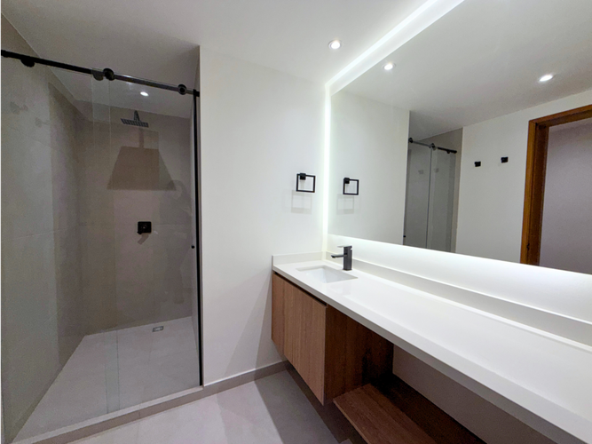 Apartamento de 3 alcobas en venta en Los Rosales, Bogotá, 248 m² · foto 21 de 24