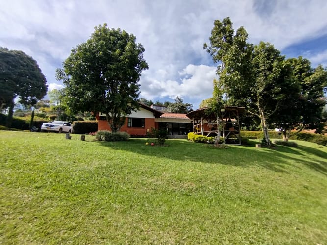 Finca en arriendo en Sajonia, Rionegro, 270 m² · foto 12 de 20
