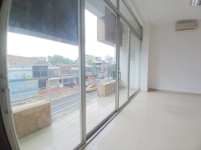 Local en arriendo en San Vicente, Cali, 110 m² · foto 12 de 20