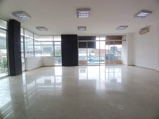 Local en arriendo en San Vicente, Cali, 110 m² · foto 15 de 20