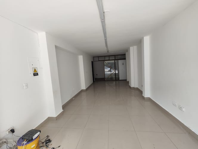 Local en arriendo en Laureles, Medellín, 45 m² · foto 9 de 10