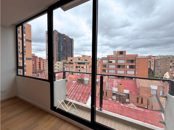 Apartaestudio en venta en Cedritos, Bogotá, 48 m² · foto 4 de 11