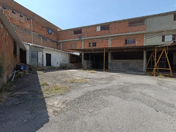 Bodega en arriendo en Centro, Bello, 1500 m² · foto 4 de 20