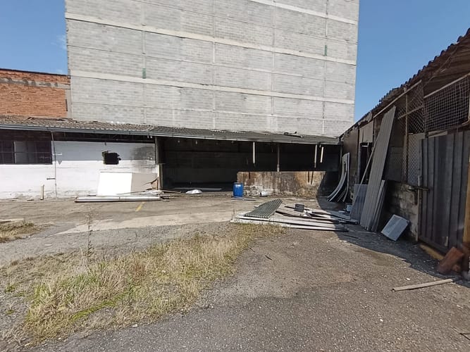 Bodega en arriendo en Centro, Bello, 1500 m² · foto 6 de 20