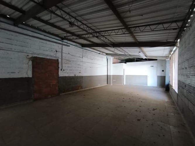 Bodega en arriendo en Centro, Bello, 1500 m² · foto 18 de 20