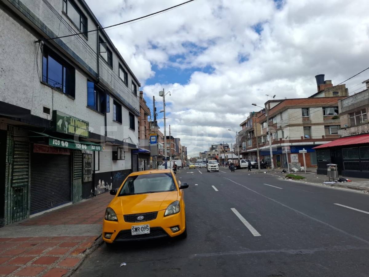 Casa en venta en Santa Isabel, Bogotá · foto 2 de 16