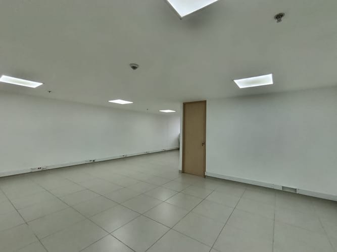 Oficina en arriendo en Laureles, Medellín, 76 m² · foto 6 de 13