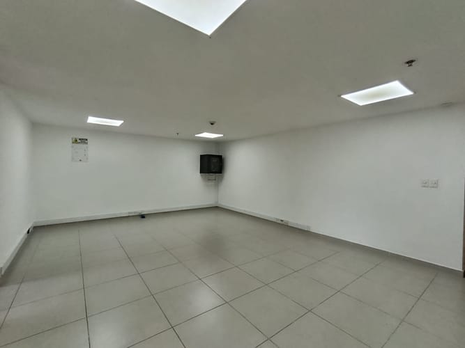 Oficina en arriendo en Laureles, Medellín, 76 m² · foto 8 de 13