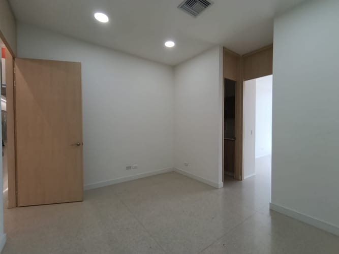 Consultorio en arriendo en Niquia, Bello, 35 m² · foto 3 de 16