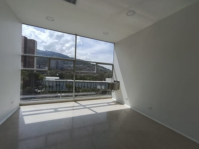 Consultorio en arriendo en Niquia, Bello, 35 m² · foto 6 de 16