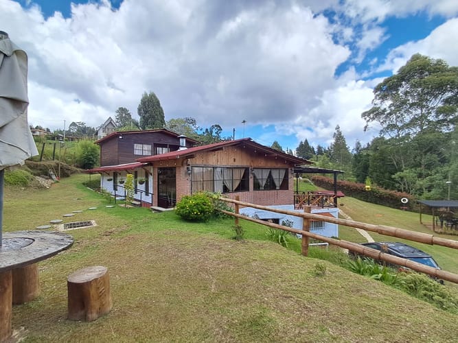Finca en arriendo en Guarne, 270 m² · foto 2 de 20