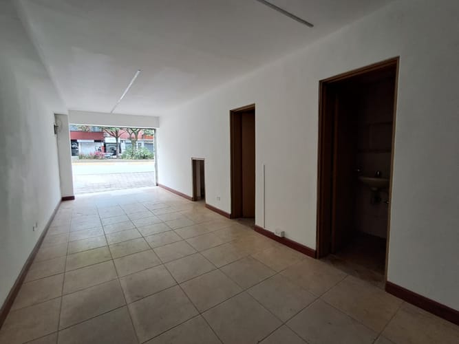 Local en arriendo en Belén, Medellín, 100 m² · foto 4 de 20