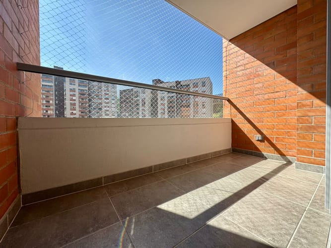 Apartamento de 3 alcobas en arriendo en Camino Verde, Envigado, 78 m² · foto 19 de 20