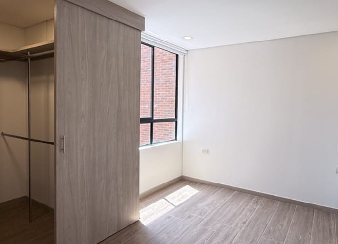 Apartamento de 1 alcoba en arriendo en Loma Del Escobero, Envigado, 54 m² · foto 2 de 8