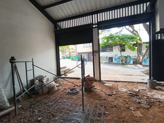 Local en arriendo en Bombona No.1, Medellín, 93 m² · foto 10 de 10