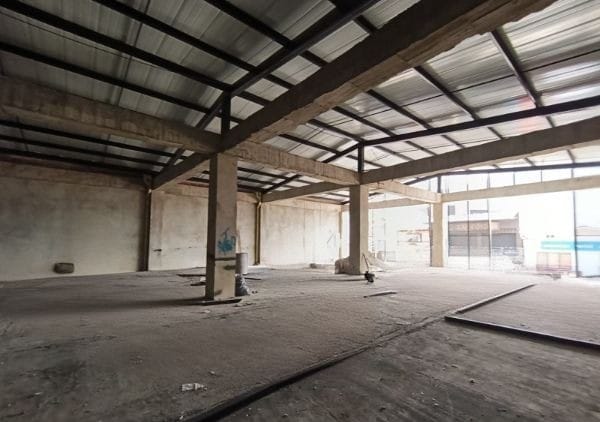 Bodega en arriendo en La Candelaria, Medellín, 540 m² · foto 8 de 14