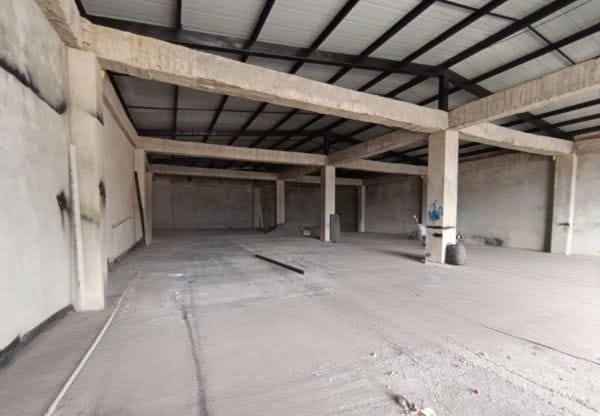 Bodega en arriendo en La Candelaria, Medellín, 540 m² · foto 9 de 14