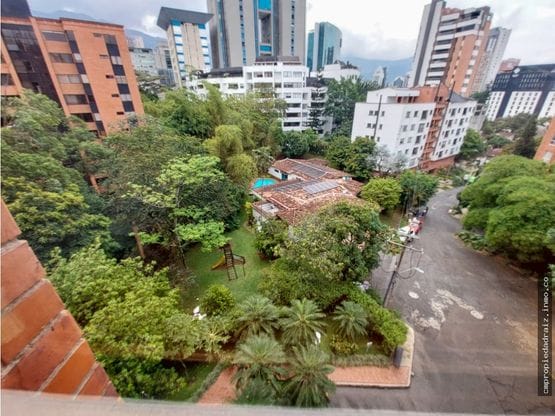 Apartamento de 3 alcobas en arriendo en El Poblado, Medellín, 187 m² · foto 11 de 20