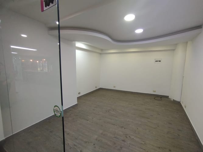 Local en arriendo en El Porvenir, Rionegro, 17 m² · foto 2 de 8