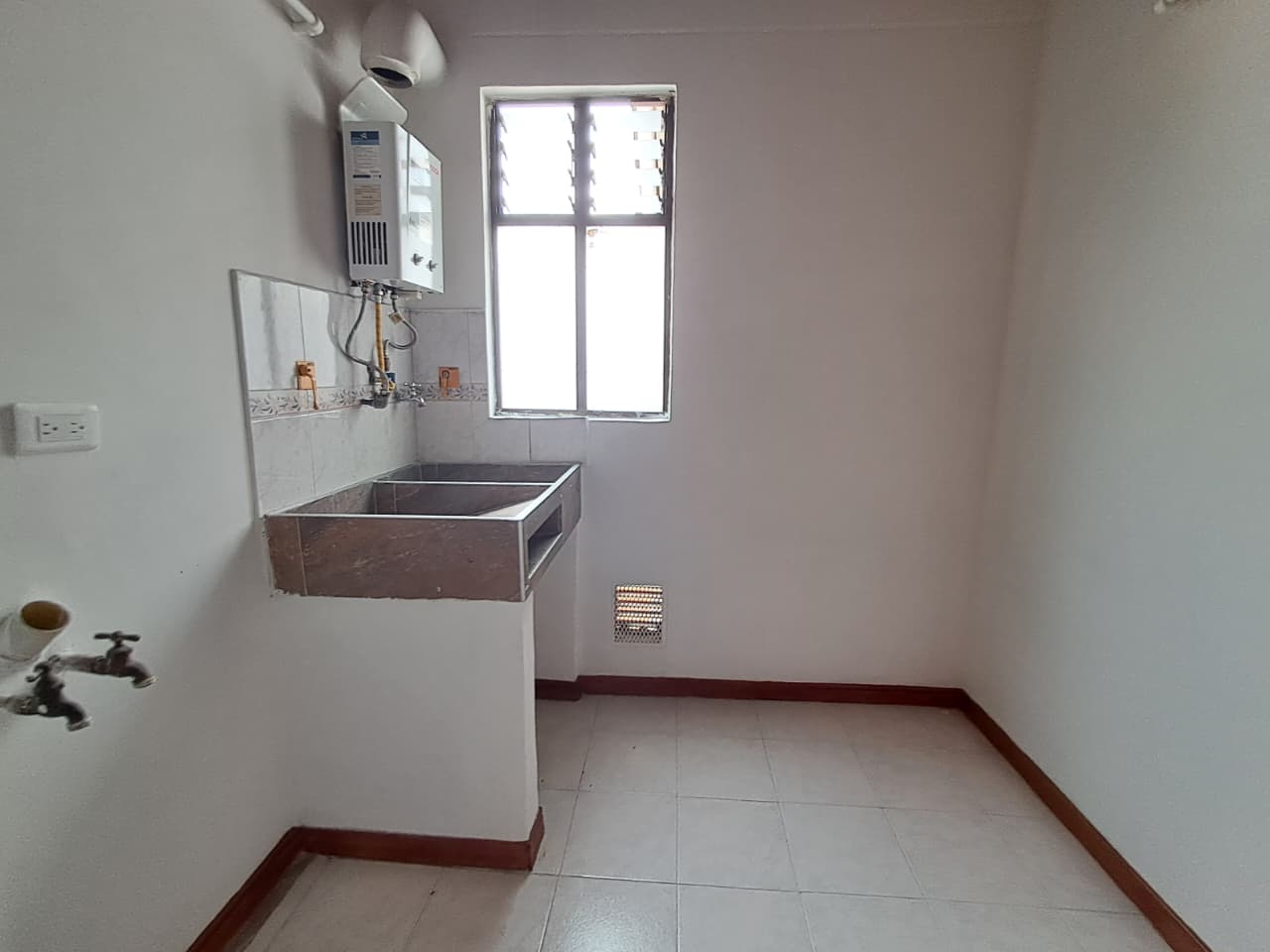 Apartamento en arriendo en Belén, Medellín · foto 9 de 20