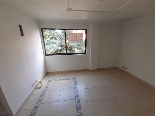 Apartamento de 3 alcobas en arriendo en Laureles, Medellín, 130 m² · foto 4 de 20
