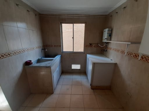 Apartamento de 3 alcobas en arriendo en Laureles, Medellín, 130 m² · foto 6 de 20