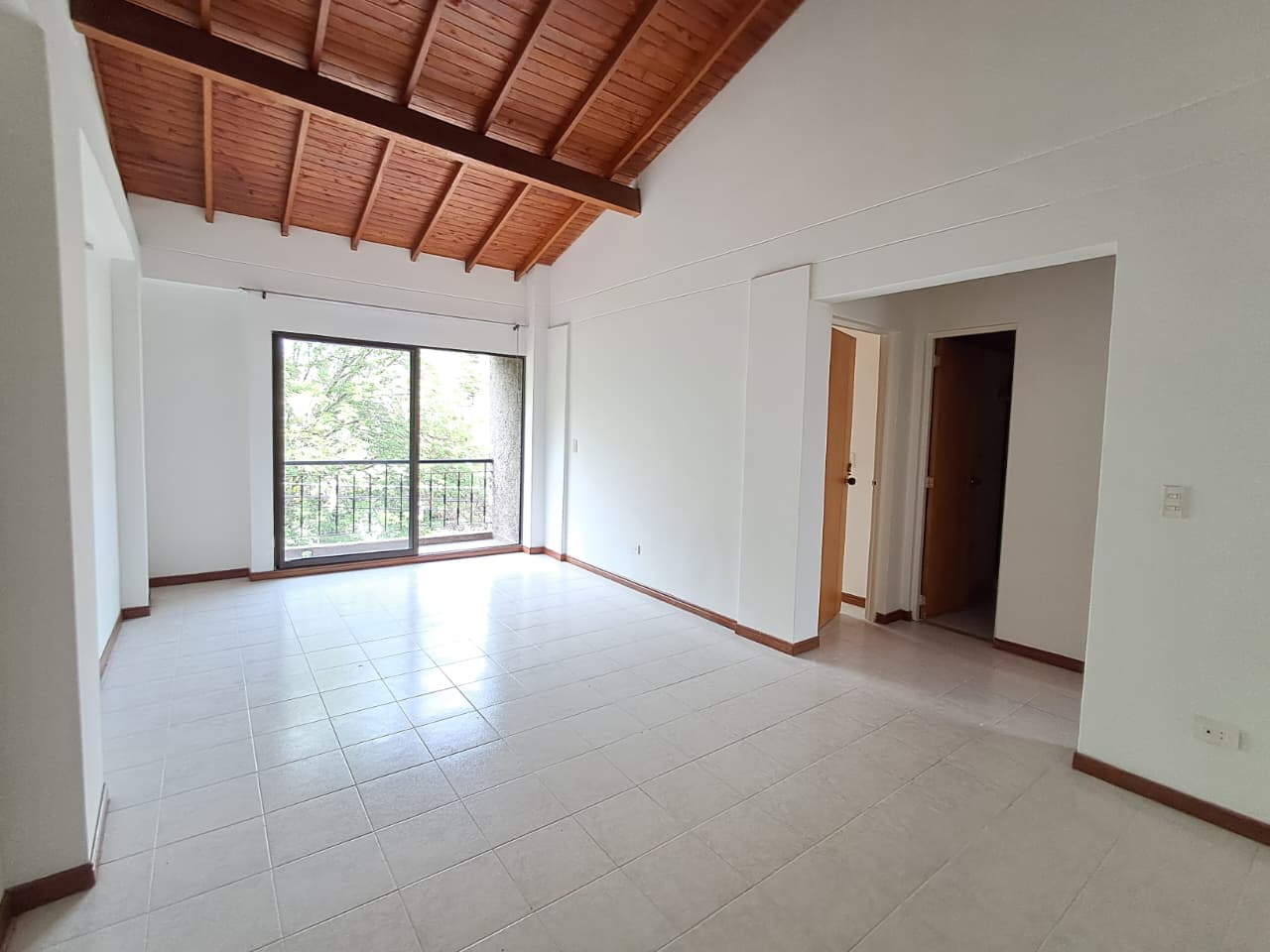 Apartamento en arriendo en Belén, Medellín · foto 18 de 20