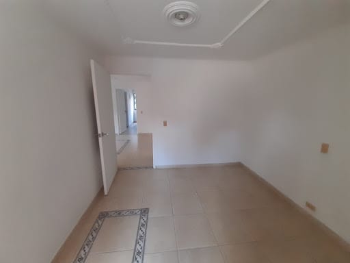 Apartamento de 3 alcobas en arriendo en Laureles, Medellín, 130 m² · foto 16 de 20