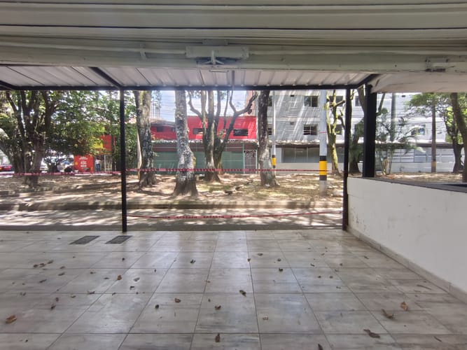 Local en arriendo en La Candelaria, Medellín, 50 m² · foto 2 de 9