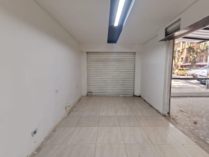 Local en arriendo en La Candelaria, Medellín, 35 m² · foto 4 de 11