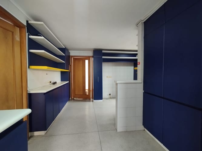 Apartamento de 4 alcobas en arriendo en Lalinde, Medellín, 285 m² · foto 11 de 20