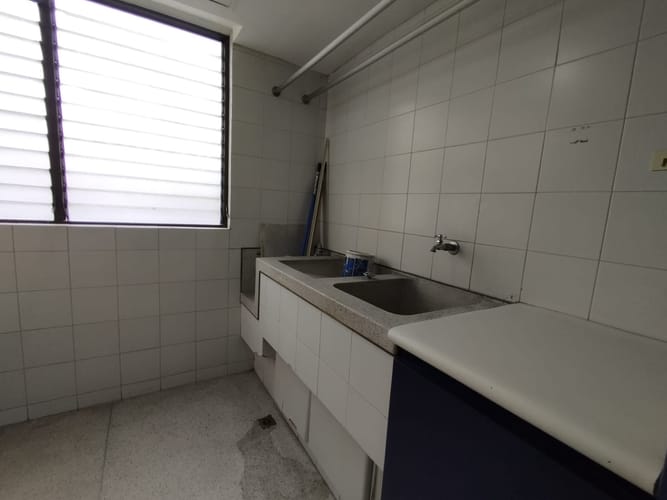Apartamento de 4 alcobas en arriendo en Lalinde, Medellín, 285 m² · foto 13 de 20