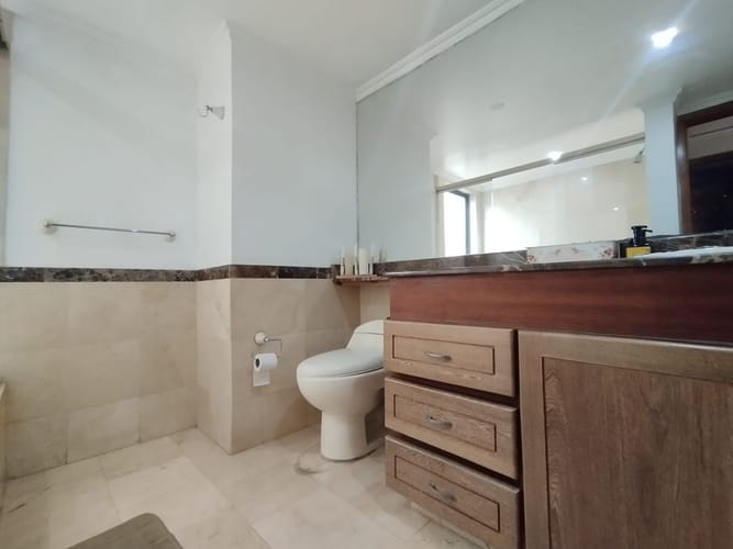 Apartamento de 4 alcobas en arriendo en El Poblado, Medellín, 200 m² · foto 17 de 17
