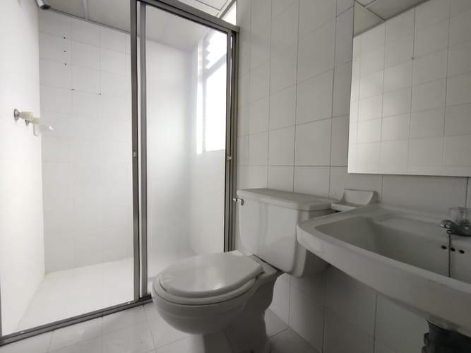 Apartamento de 4 alcobas en arriendo en Lalinde, Medellín, 285 m² · foto 16 de 20