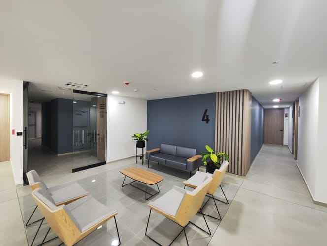 Consultorio en arriendo en El Poblado, Medellín, 32 m² · foto 11 de 13