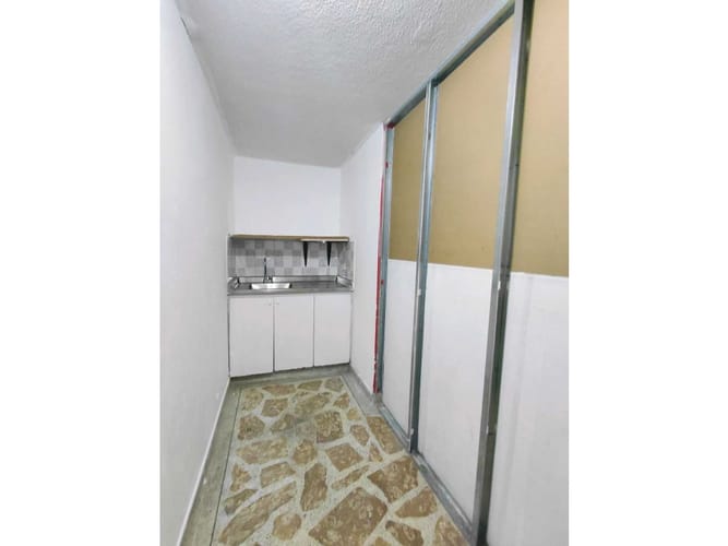 Local en arriendo en Mesa, Envigado, 35 m² · foto 3 de 13