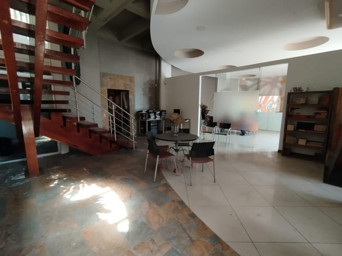 Oficina en arriendo en Las Lomitas, Sabaneta, 350 m² · foto 5 de 20