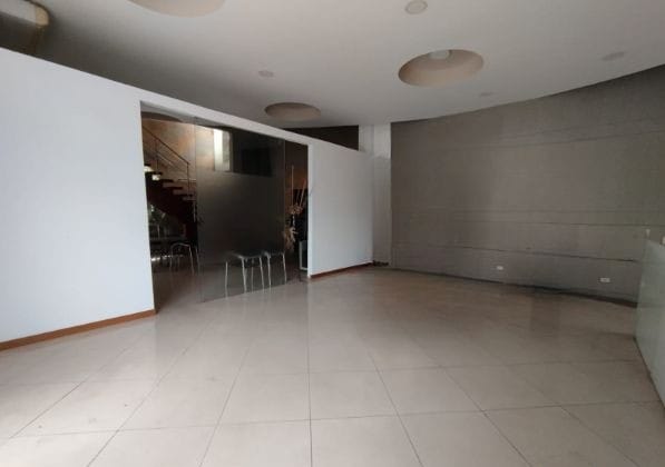 Oficina en arriendo en Las Lomitas, Sabaneta, 350 m² · foto 13 de 20