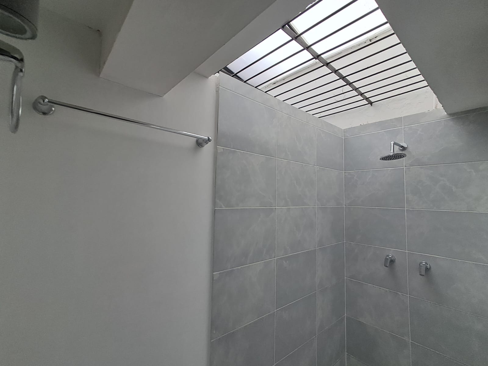 Casa en arriendo en El Poblado, Medellín · foto 18 de 19