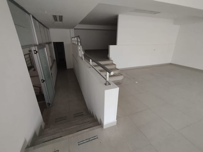 Local en arriendo en Centro, Bello, 121 m² · foto 3 de 12