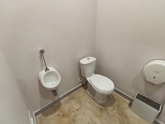 Local en arriendo en Laureles, Medellín, 50 m² · foto 3 de 15