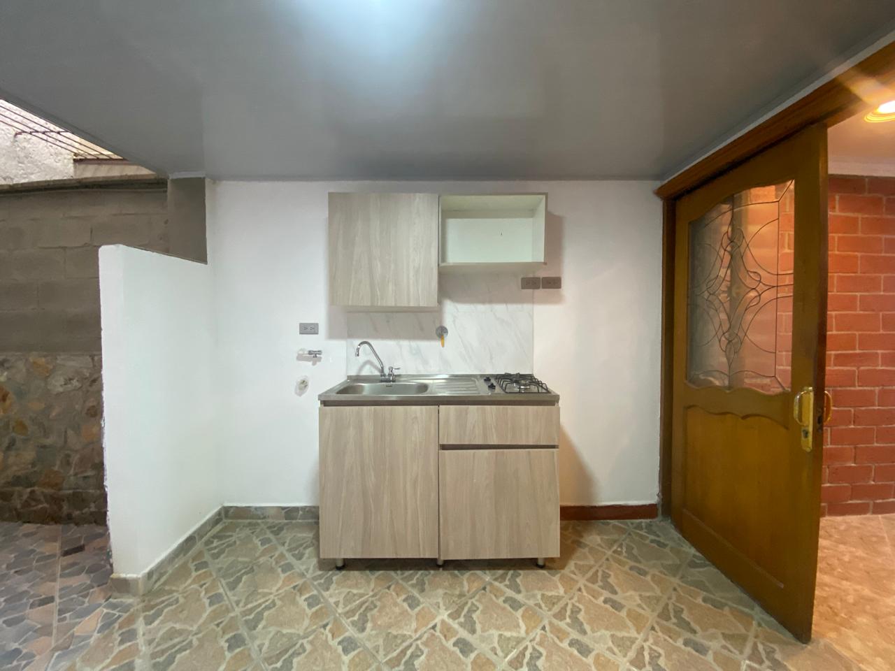 Apartaestudio en arriendo en Otraparte, Envigado · foto 3 de 12
