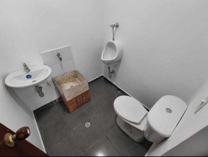 Local en arriendo en La Esmeralda, Itagüí, 32 m² · foto 8 de 8